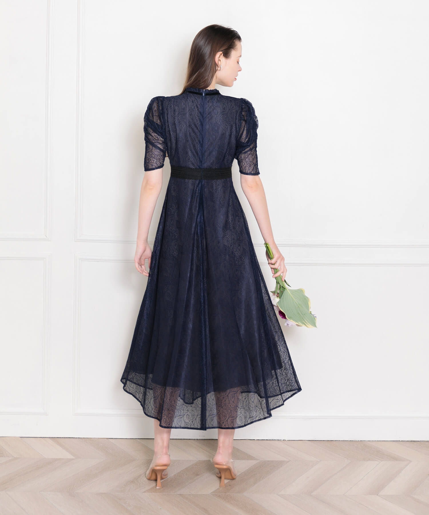 【LEJA】ウエストマークパフスリーブ総レースロングドレスワンピース美脚効果結婚 ウエストマークパフスリーブ総レースロングドレスワンピース美脚効果